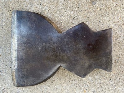VINTAGE PLUMB USA BROAD HEAD HEWING AXE HATCHET HEAD 3#