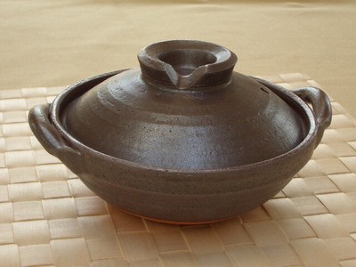 Dishware: Stylish Namban Black Glazed 5th Size Kyoto Pot M7318. From Japan