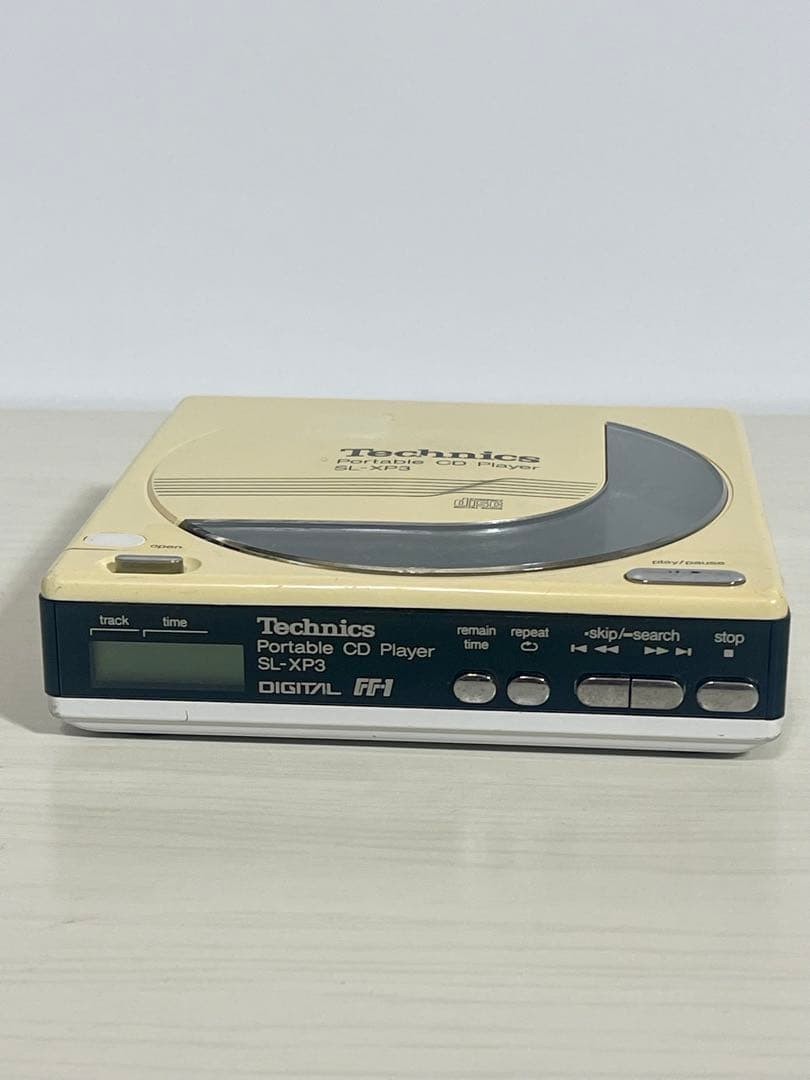 Technics SL-XP3 16Bit DAC Vintage HiFi Portable CD Player w