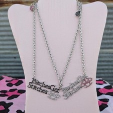 Scena Regina Trashy Y2k Strass Mmbling Ottone Nocca Targhetta Collane