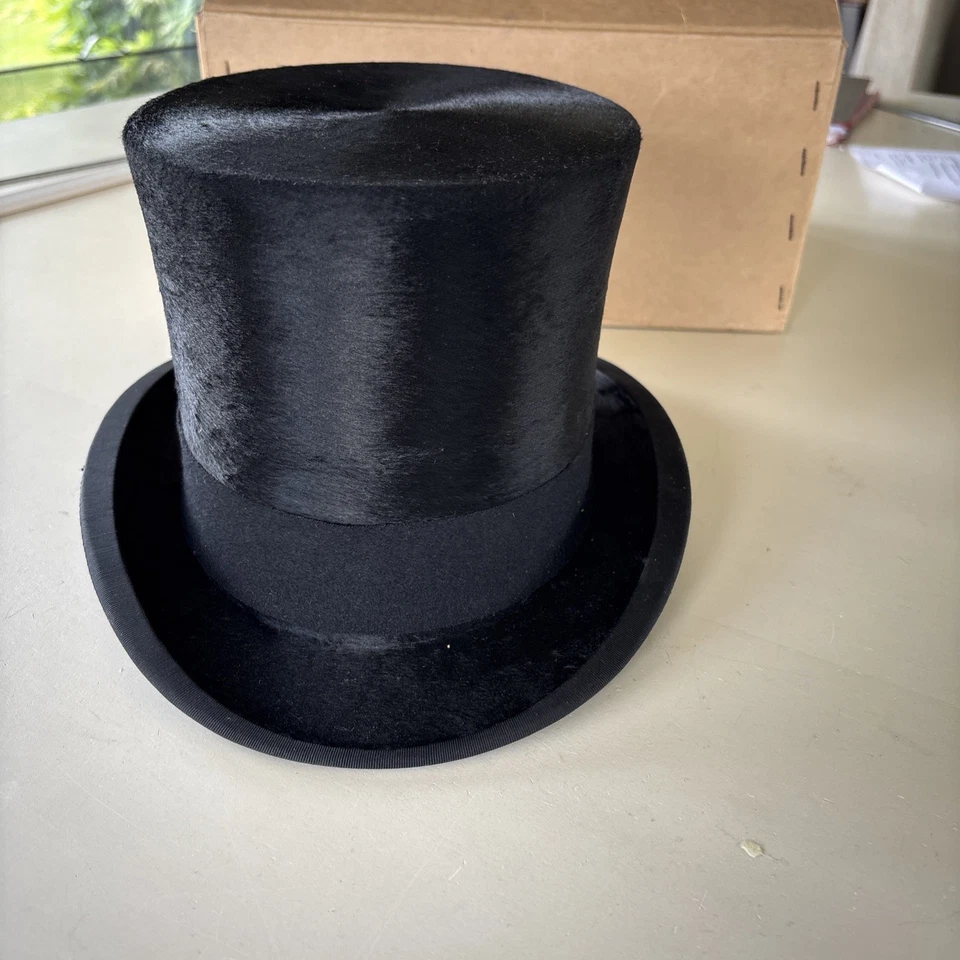 Vintage Black Silk Top Hat Herbert Johnson 1967 . Size 6 7/8 - 7. - Image 4 of 4