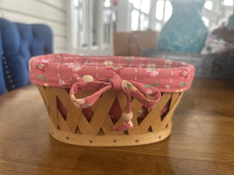 Longaberger 2006 Little Laundry Basket, Liner & Protector