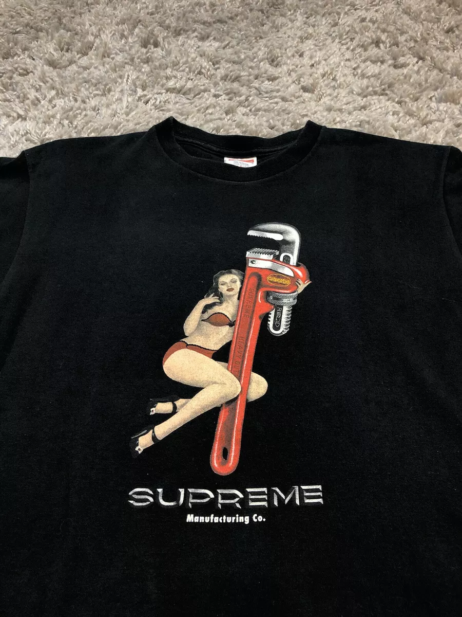 Supreme clearance wrench tee