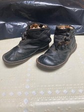 antique baby shoes