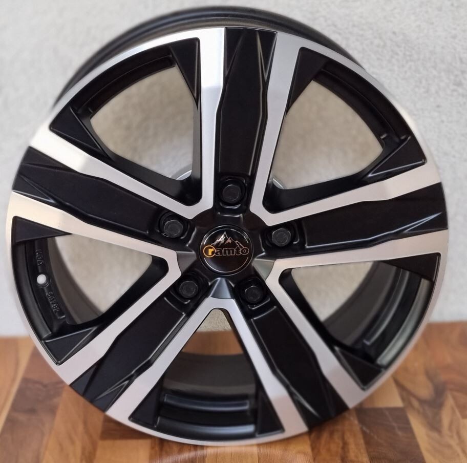 Wohnmobil FIAT Ducato 18 Zoll Reifen