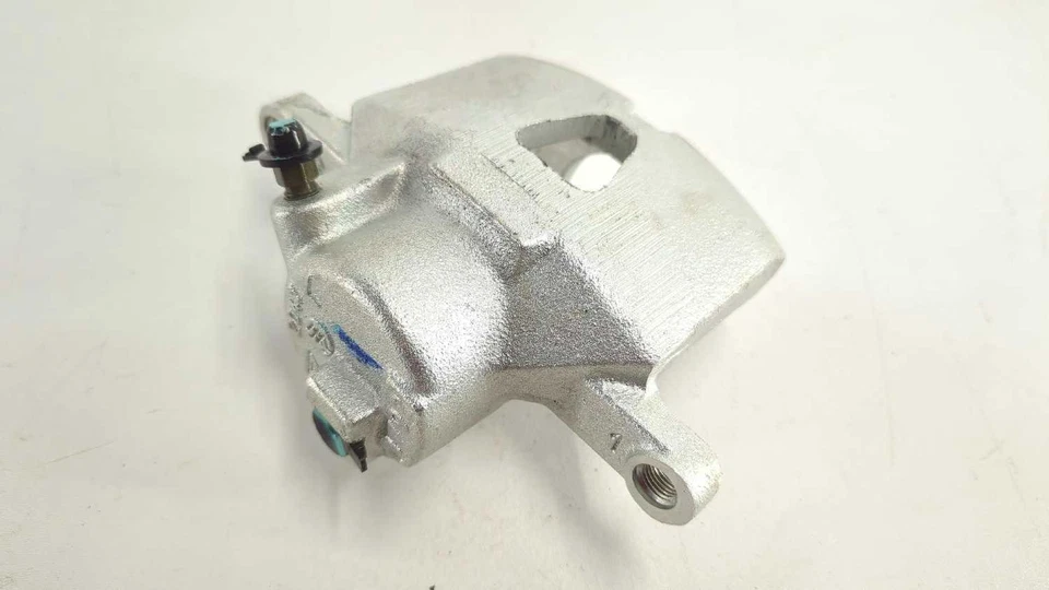 Nueva pinza de freno delantera genuina GM 1991-2002 Saturn SC1 SC2 SL1 SL2 21010540 Foto 2 de 4