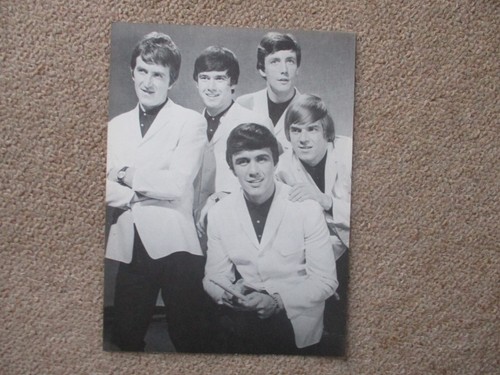 Dave Clark Five / Small Faces. s/w 10 x 8 " Bild aus einem 60er Jahre Pop Jahresbild.
