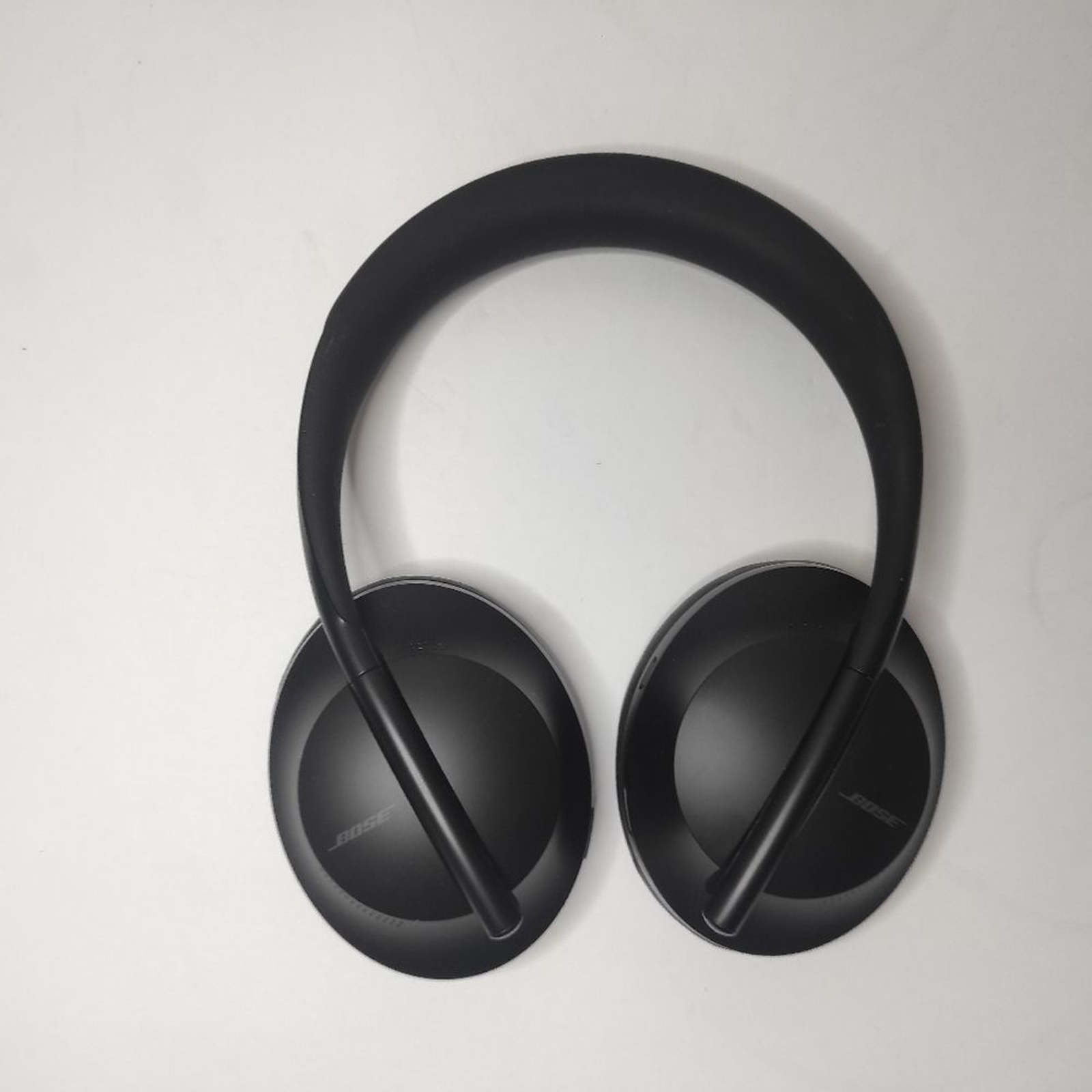 Bose Noise Cancelling Wireless Headphones 700, Black, 