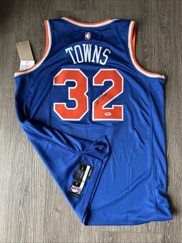 Karl Anthony Towns New York Knicks Autograph Signed Jersey! Psa Coa - Foto 1 di 3