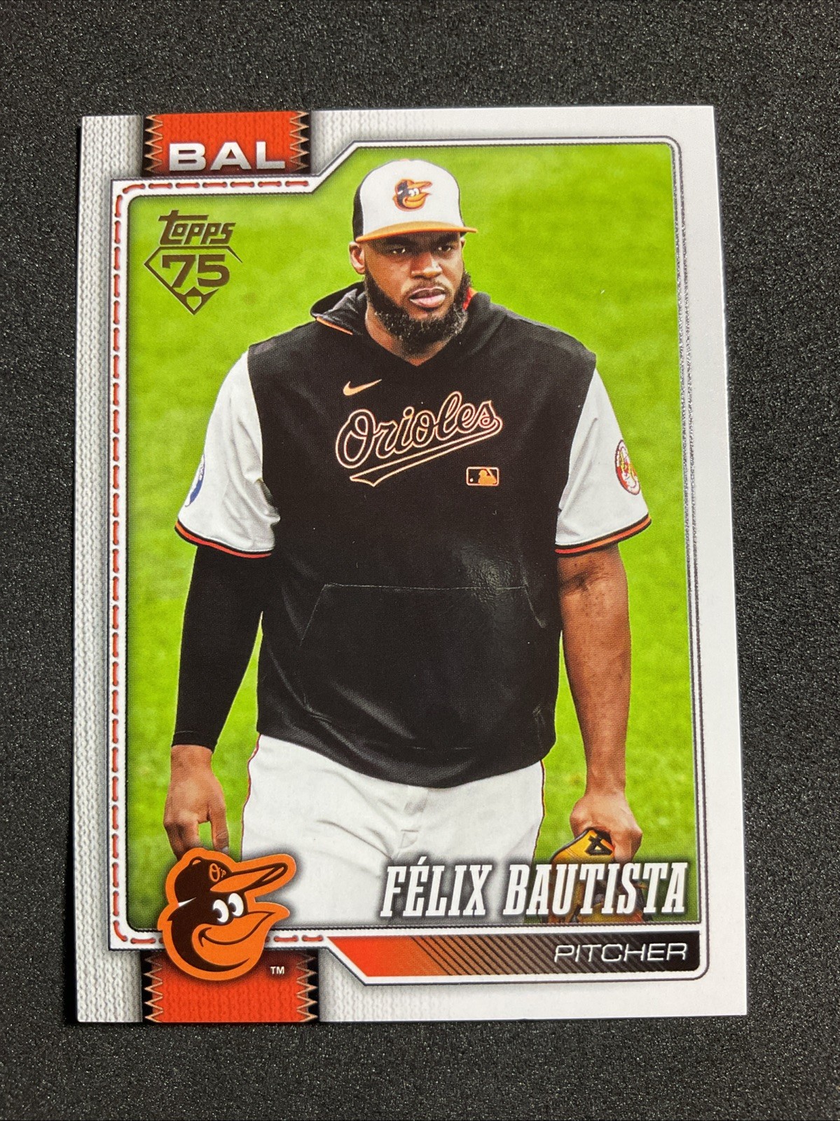 2026 Topps s1 baseball Felix Bautista 128 Golden Mirror SP Photo Variation