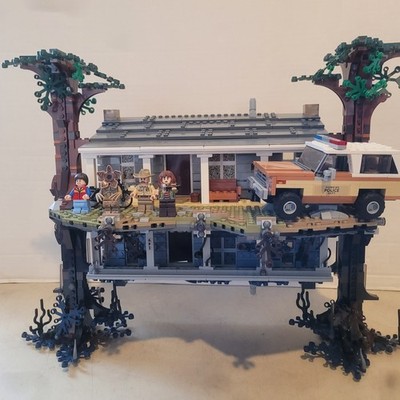 LEGO Stranger Things: The Upside Down (75810) 99.99% Complete 4