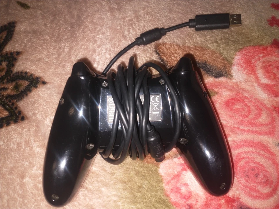 BB-8 Star Wars The Force Awakens Wired Controller for Microsoft Xbox 360 PowerA - Image 2 of 2