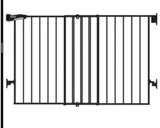 Baby Gate Dog Gate 31.5-55" No Bottom Bar Extra Wide Auto Close NEW IN BOX