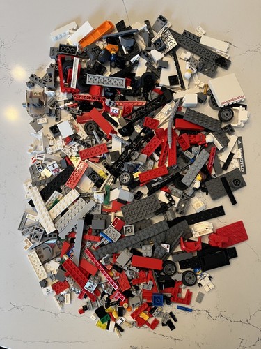 LEGO Speed Champions #75876 Porsche 919 Hybrid 917K Pit Lane Minifigures 99.5% - Picture 2 of 6