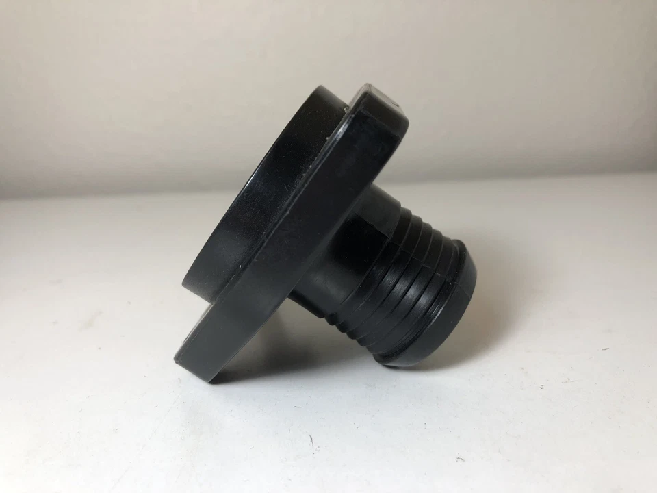 Salida de refrigerante de agua Four Seasons 84906 95-00 Ford Contour 99-02 Mercury Cougar Foto 2 de 4