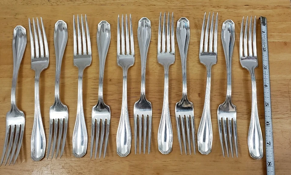 12 CLINTON SILVERPLATE ANTIQUE c1919 COMMODORE PATTERN DINNER FORKS 🍽 - Image 4 of 4