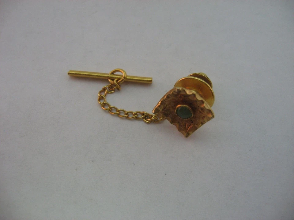 Зеленая стеклянная центральная изогнутая золотистая квадратная винтажная мужская заколка на лацкан - Изображение 2 из 4