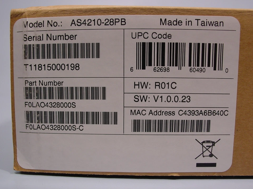 SMC AS4210-28PB 24-Port L2 Gigabit Ethernet Enterprise Network Switch RF-45 SFP - Image 2 of 2