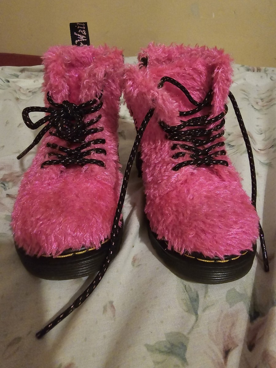 Doc Martens Fuzzy Pink Toddler 7C Read Description