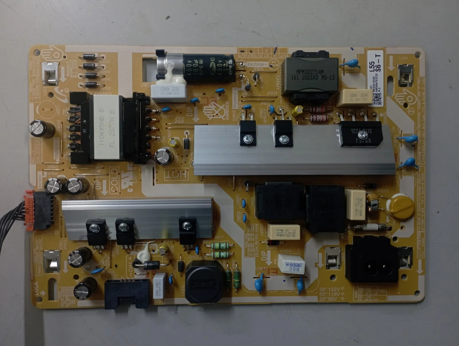 PSU per UE50TU8070U - ricambio TV originale testato