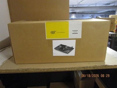 MOBILE FIDELITY Mofi Studiodeck Turntable With MasterTracker Cartridge Used!