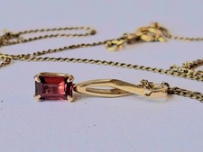 Vintage Signed D.E.C 14k Yellow Gold Pendant Necklace with Original Chain