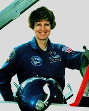 1999 NASA STS-93 Astronaut Eileen M. Collins - 8x10 Photo On 8.5x11 #1091