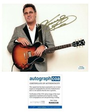 Vince Gill Signed Autographed 8x10 Photo ACOA