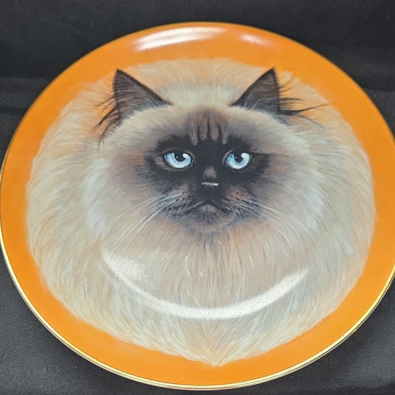 Curator Collection Dynasty Cat Collector Plate by John Egbert Porcelain