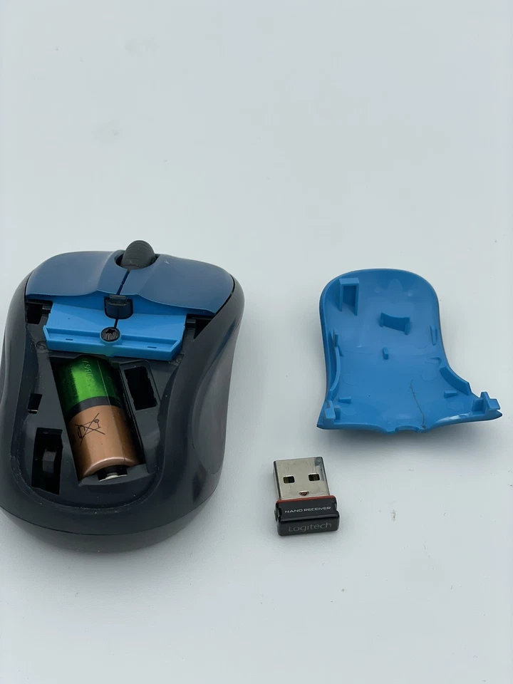 Logitech M305 Wireless Optical Mouse Ergonomic Design Comfort Blue Laptop Deskto - Image 2 of 4