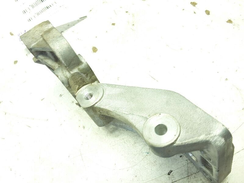 20152016 CHRYSLER 200 ALTERNATOR BRACKET eBay