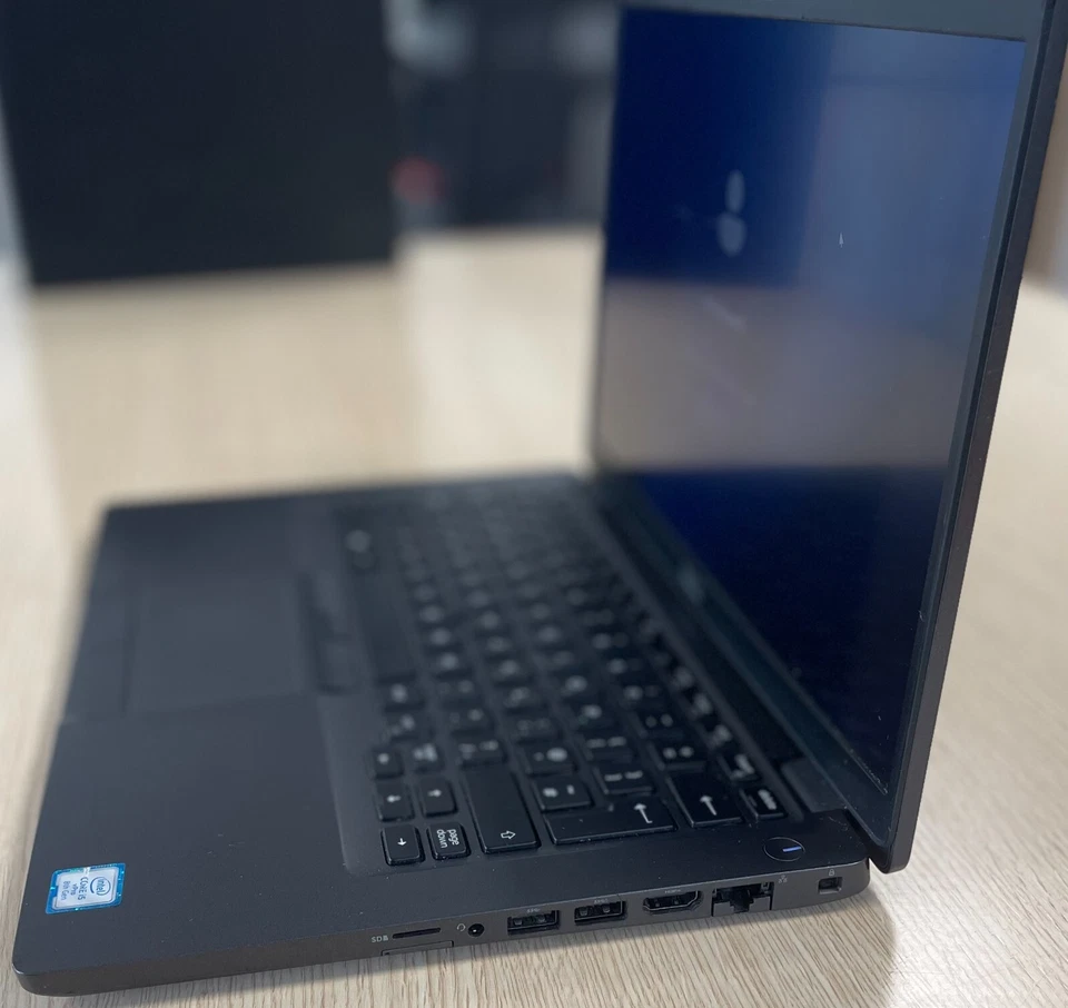 Dell Latitude 5400 · i7-8665U · 16GB · 256GB, photo 4 of 5