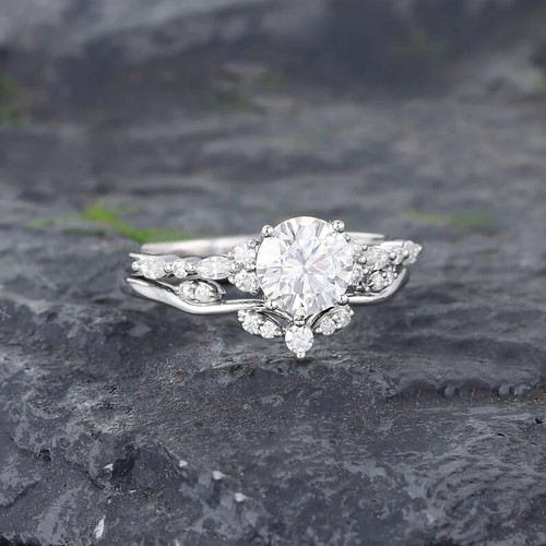 Unique Bridal Ring Set, Vintage Moissanite Engagement Ring, Promise Ring Set - Bild 2 von 5