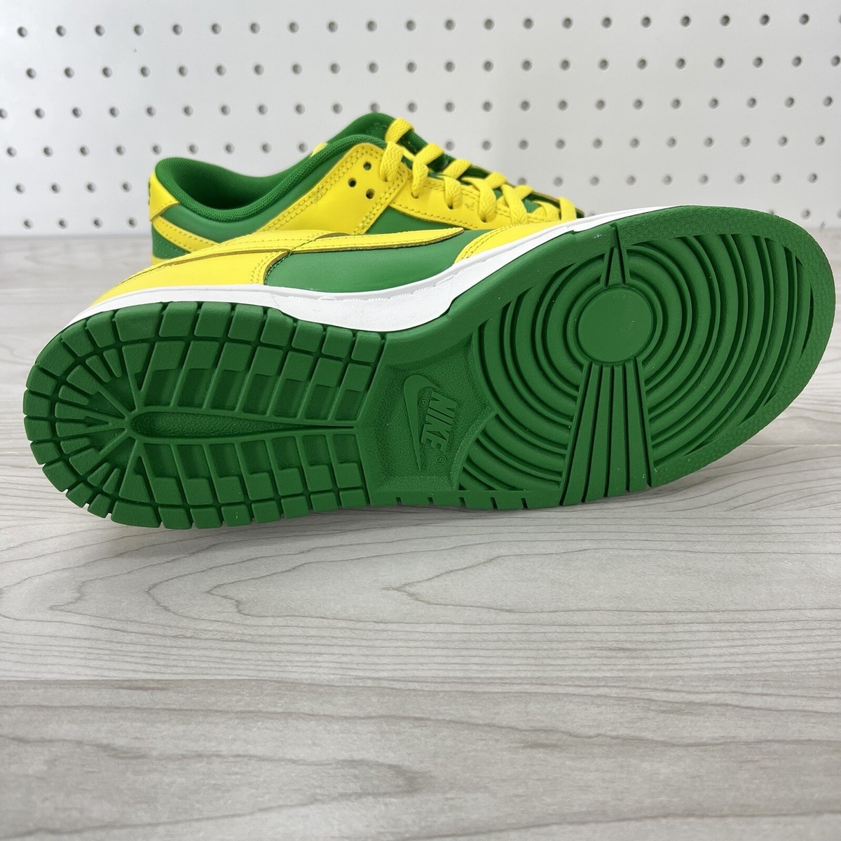 Nike Dunk Reverse Brazil Low Retro Size US 10.5 New No Box DV0833-300 NIKE DUNK LOW  main image 3