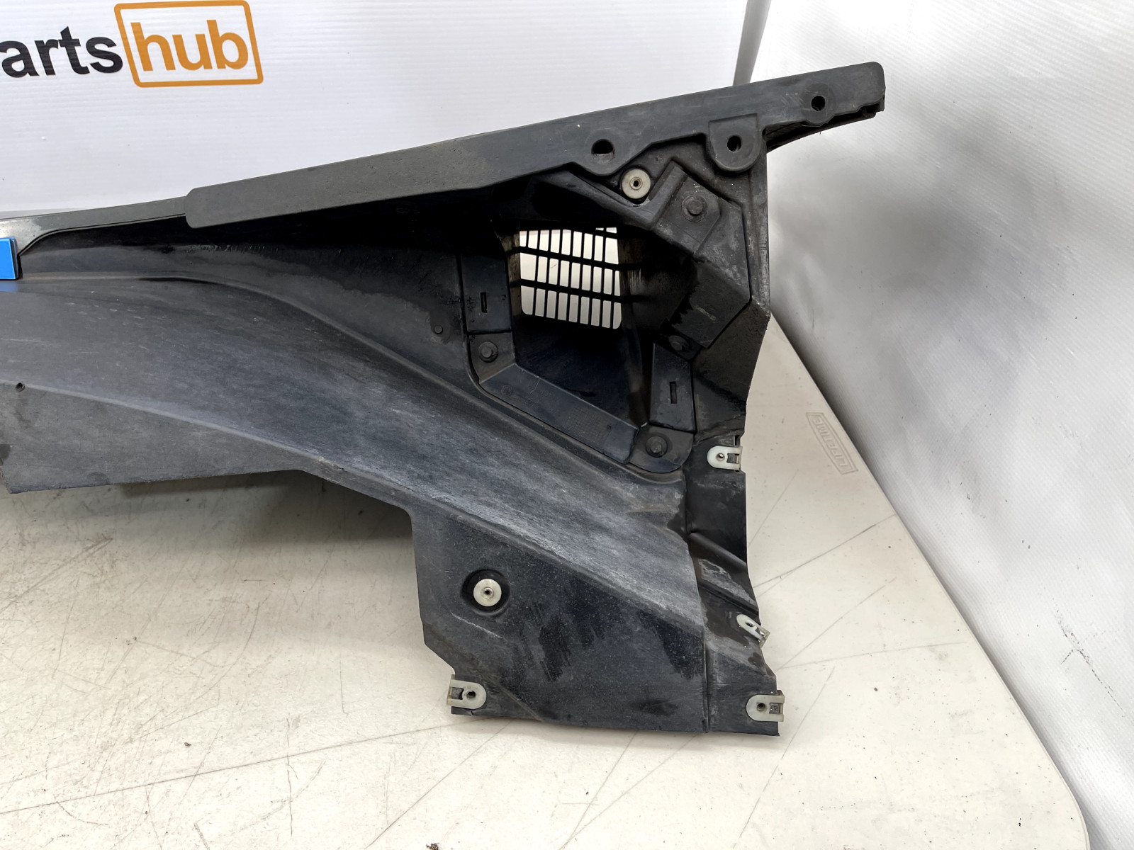 2014-2020 BMW I8 OEM LEFT LH DRIVER SIDE SKIRT ROCKER PANEL BLACK OEM
