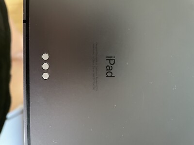 Apple iPad Pro 1st Gen. 64GB, Wi-Fi + 4G (Unlocked), 10.5 in PLUS