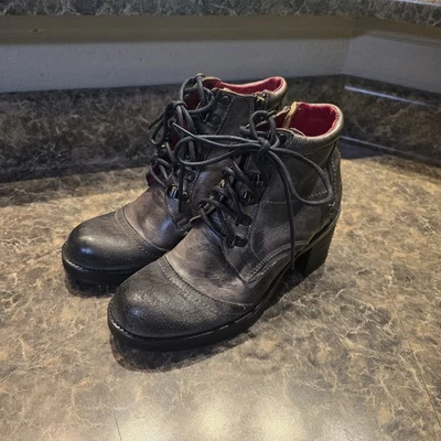 Bed|Stu Judgement Womens Leather Boots Size 8 - Image 1 of 4