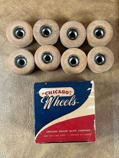 VINTAGE SET OF 8 87S WOOD ROLLER SKATE WHEELS CHICAGO ROLLER SKATE COMPANY & Box