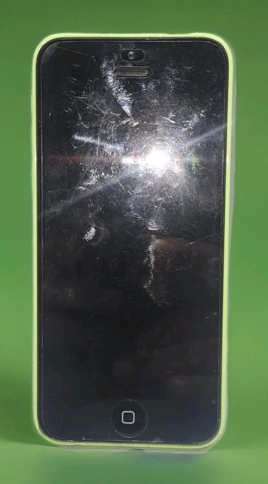Apple iPhone 5C A1532 Smartphone & LG Smartphone Lg-vs415 For Parts And Repair - Image 2 of 4
