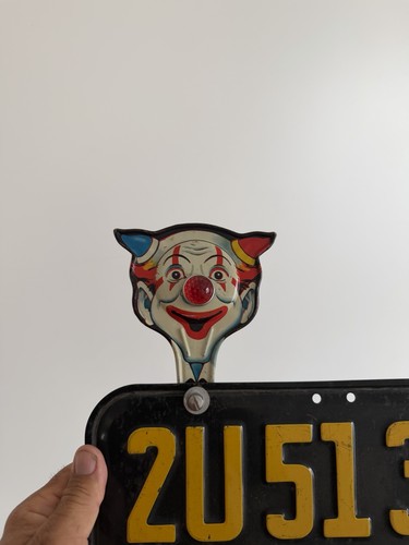 vintage license plate topper