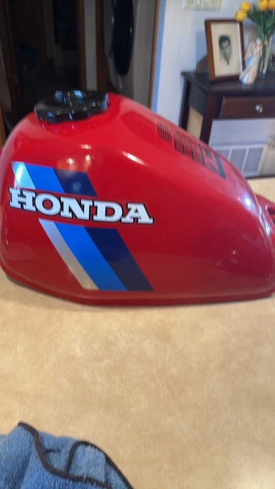 1984 Honda ATC 200 ES tanque de gasolina tanque de combustível 218 - Imagem 3 de 4