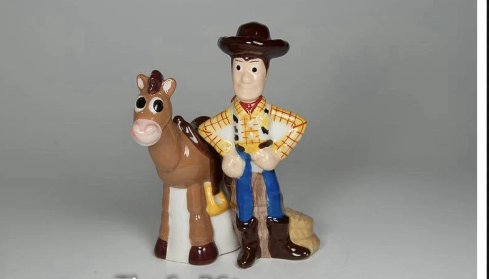 RARO Coctelera magnética de sal y pimienta Disney Westland Toy Story Woody And Bullseye Foto 2 de 4