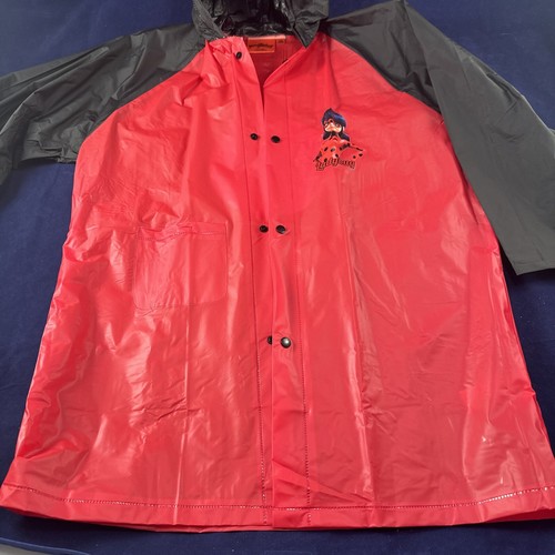 New Textiel Trade Kid's Miraculous Ladybug Rain Coat - Picture 5 of 13