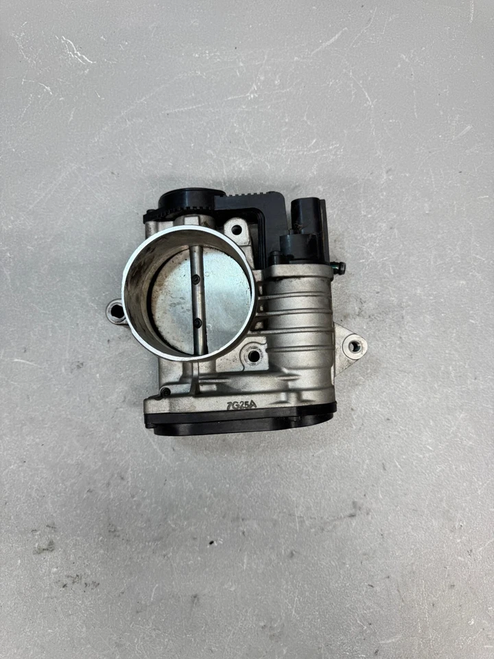 Cuerpo de válvula de acelerador Hyundai Entourage 3.3 2007-2010/351003C200 Foto 2 de 4