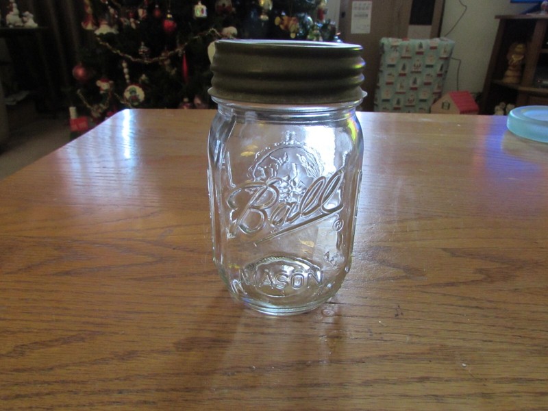 Vintage Ball Pint Mason Jar Clear Glass Sculpted Fruit Design with Lid