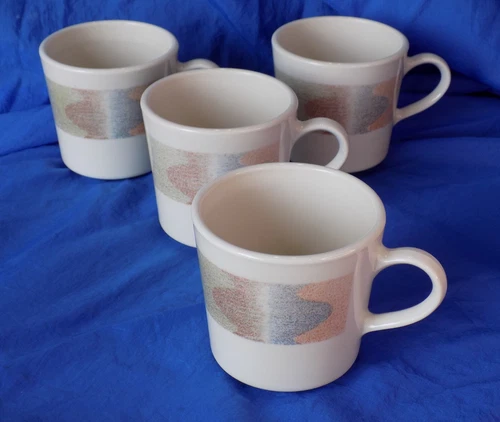 Corelle MIRAGE Pattern 10oz Coffee Cups x4 USA Made Coffee Mug