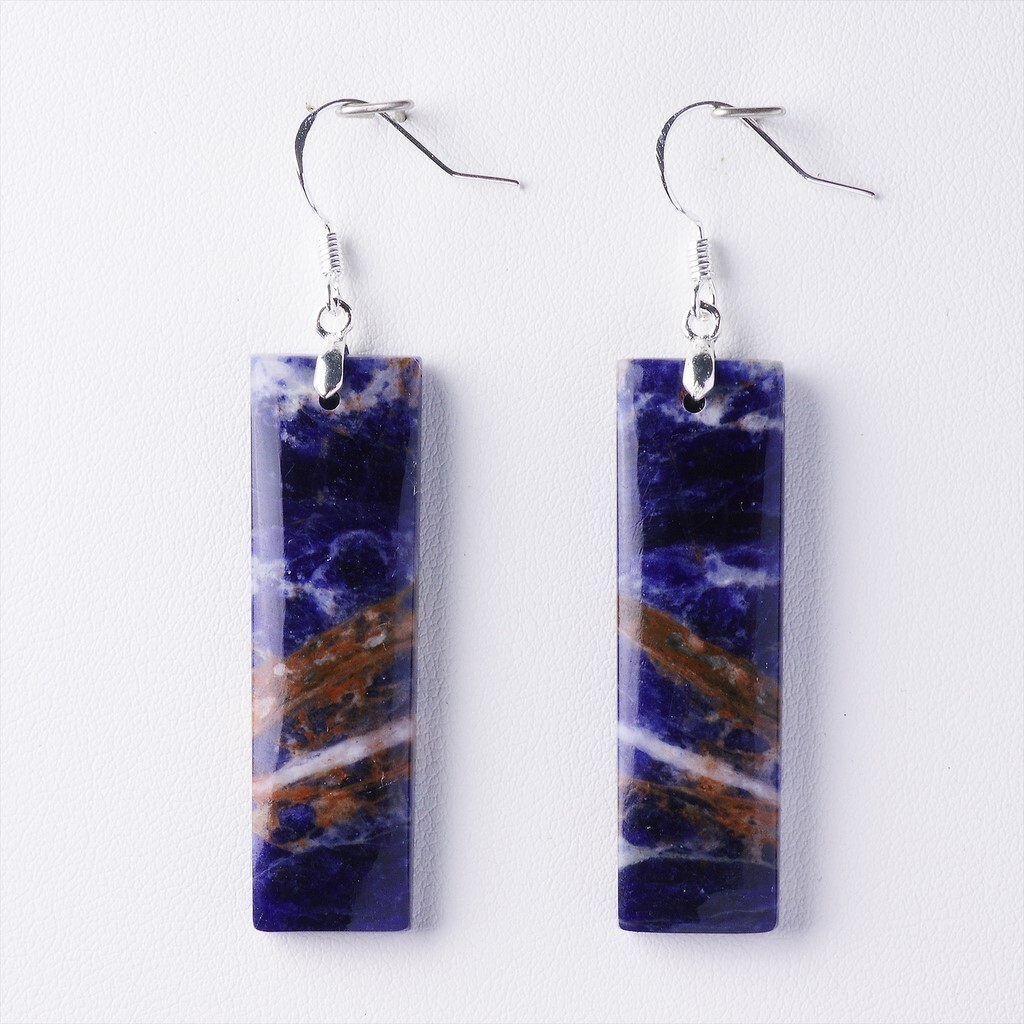 Boucles d'oreilles sodalite 59,42 ct le bijou bleu idéal pour vos tenues d'été