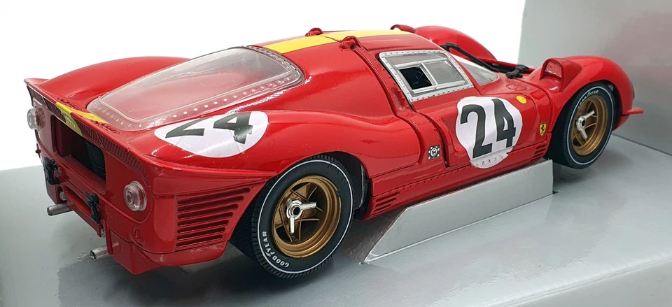 Universal Hobbies 1/18 Scale Diecast 30001 - Ferrari 330 P4 Le Mans 1967 #24 - Image 2 of 4