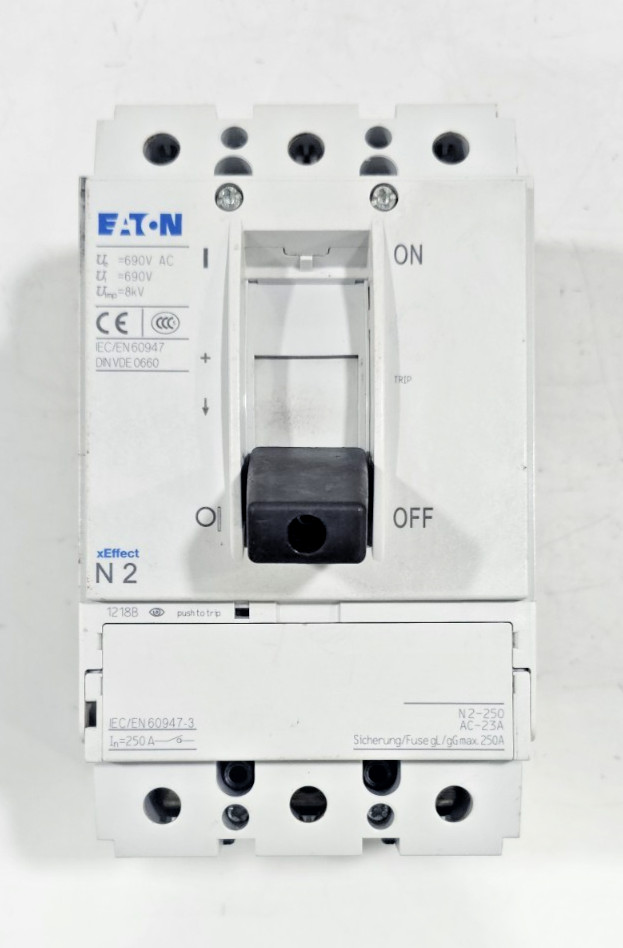 EATON xEffect N 2 N2-250 IEC/EN 60947-3 CIRCUIT BREAKER 250A 3 Pole 690V