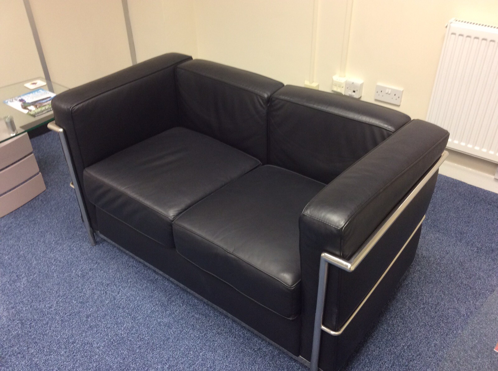 Le Corbusier LC2 Bauhaus Two Seater Sofa eBay